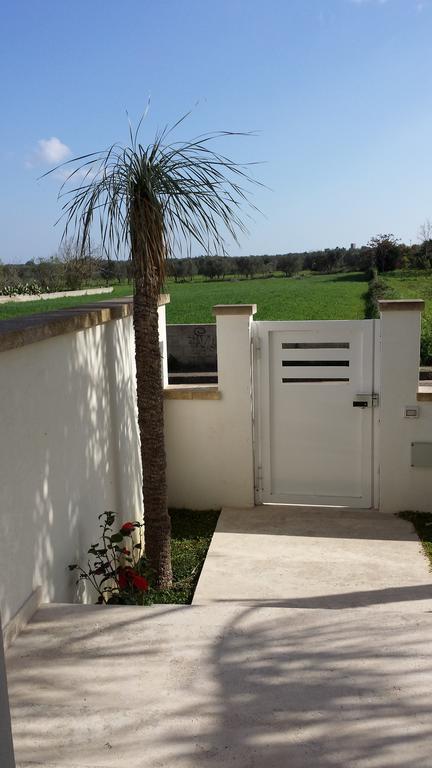 Case Vacanze Iris Uggiano La Chiesa Exterior foto